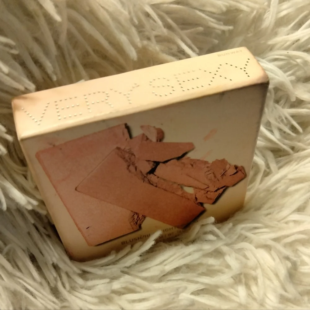 🆕 Victoria’s Secret Very Sexy Blush/Highlight Duo RUNWAY